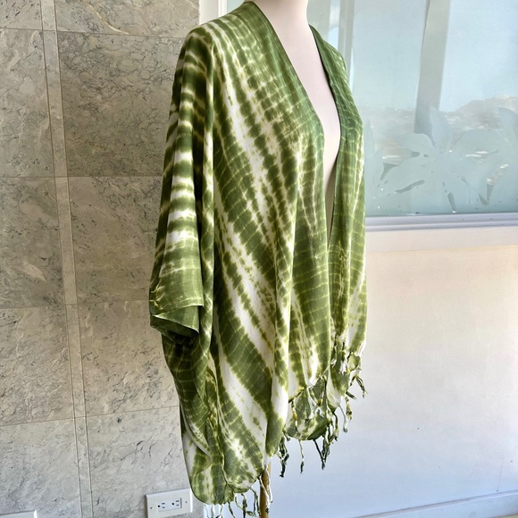 0057/ Green White Kimono Cover up, Beach Outer with Fringes - Picture 9 of 10